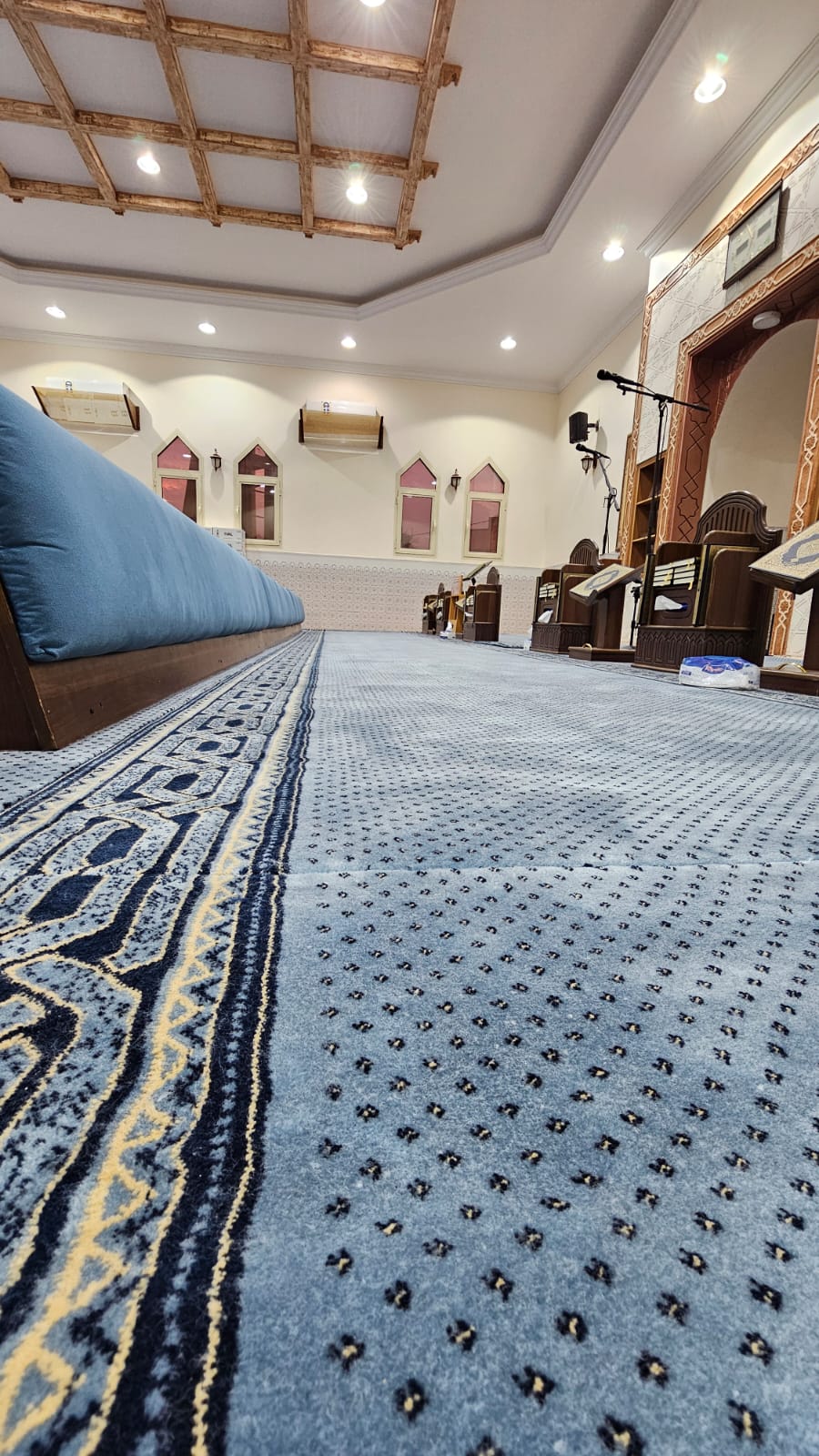 تجديد فرش مسجد الضويان بأشيقر